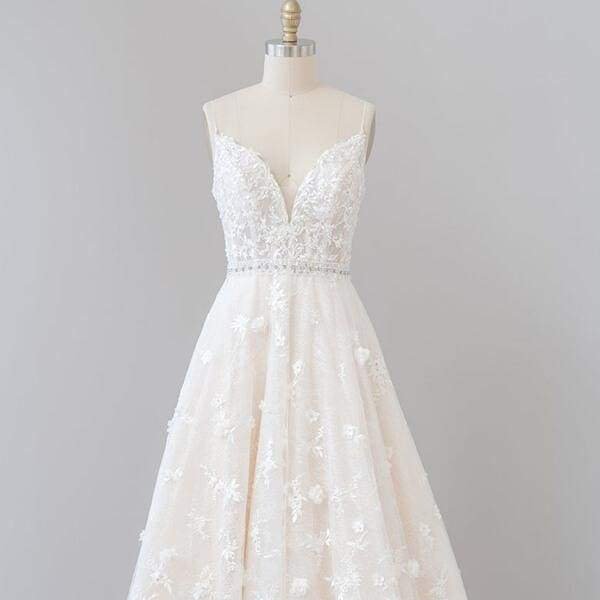 luulla's tweet image. It's wedding season again. Shop wedding dresses from $100 to $200. luulla.com/store/prom-dre… #lowprice #weddinggown #weddingdress #wedding #cheapweddingdress #goodqualitydress #dreamweddinggown