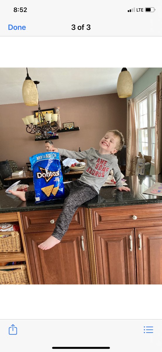 cpade_physics's tweet photo. Someone likes ⁦@Doritos⁩ #posterchild https://t.co/ZnPqMGOCBk