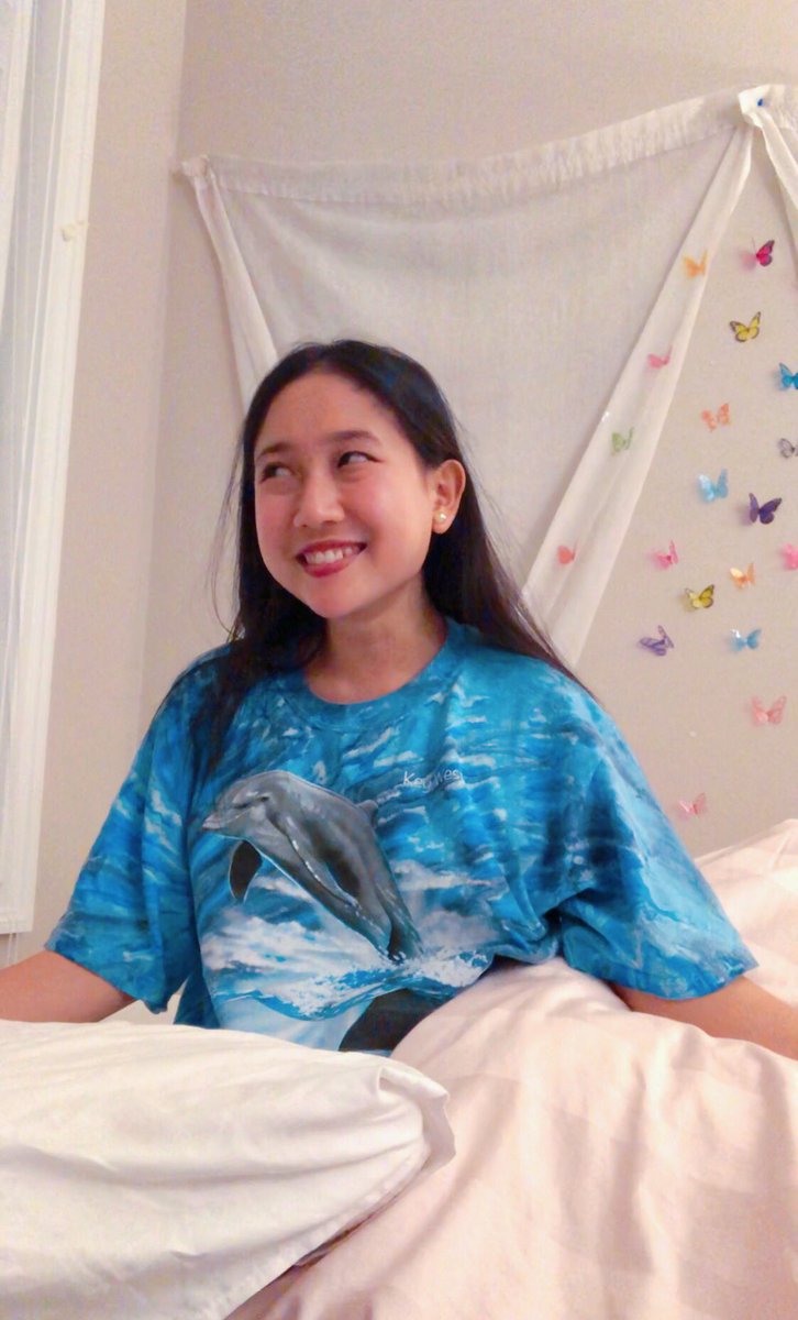 Um hiii I have a song on NEW MUSIC FRIDAY BE todayyyy!!! PROOF W/ @svdkomusic is out nowww. Wrote this one in this very apartment with @sbierman7 😭