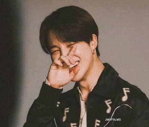 BTSMembers7's tweet image. Congratulations Jimin🎊🎊 
We're beyond proud of you 🥰
Well deserve 👏👏👏
#JIMIN27개월연속브평1위
#우리지민또1위했네
#지민브평3월1위축하해
#JIMIN #지민 
@BTS_twt