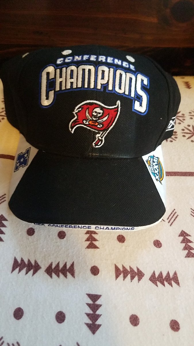 CollectCaps's tweet image. Tampa Bay Buccaneers NFC champions for superbowl 37. #tampabaybuccaneers