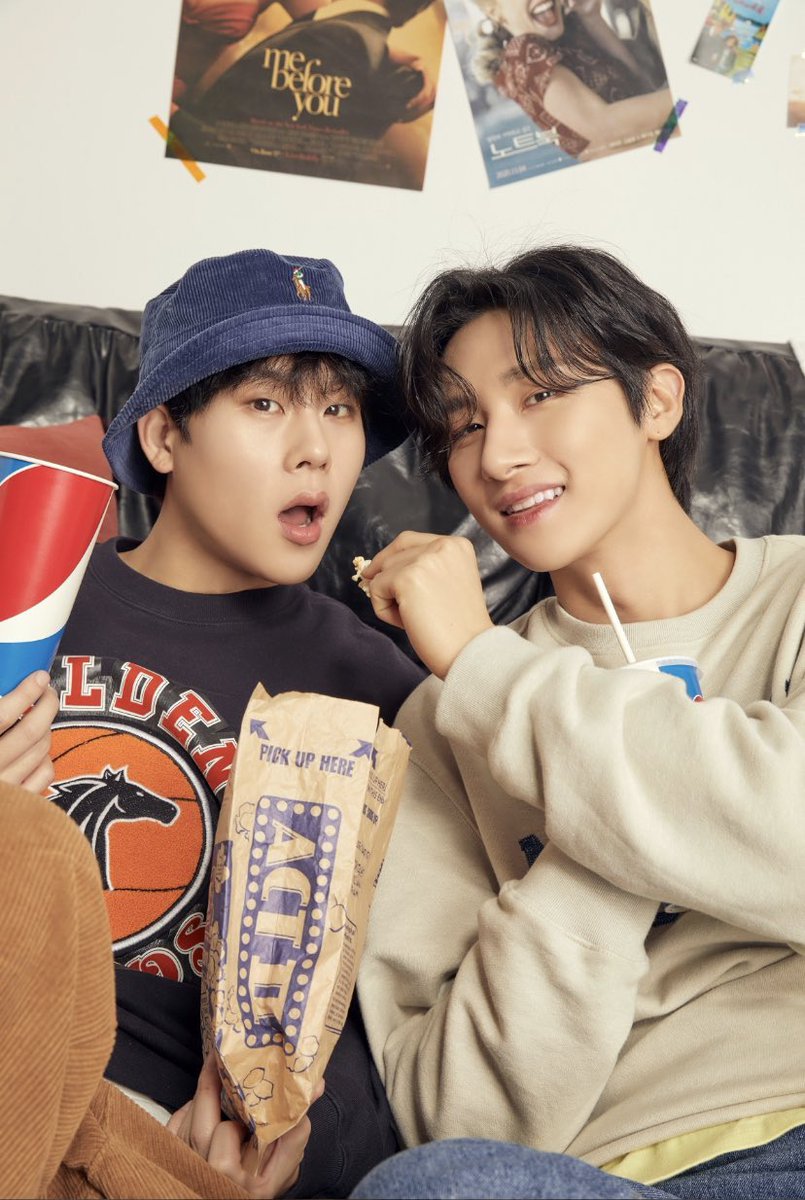 monsta_universe's tweet photo. [Jooheon,Changkyun] Party Time - Monsta X Movie Night 

by universe https://t.co/VSyCFXH0hV