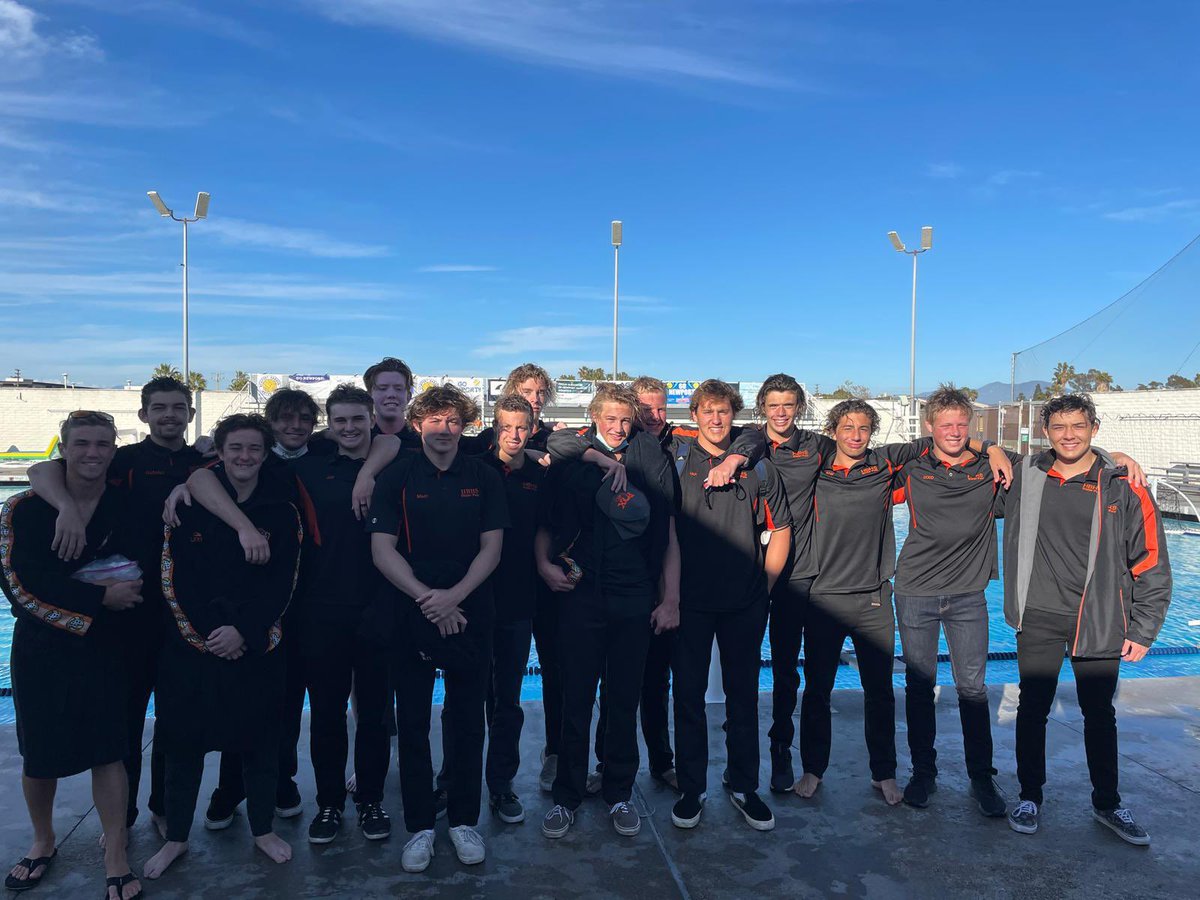 Congratulations Sunset League Champs! 🖤🧡