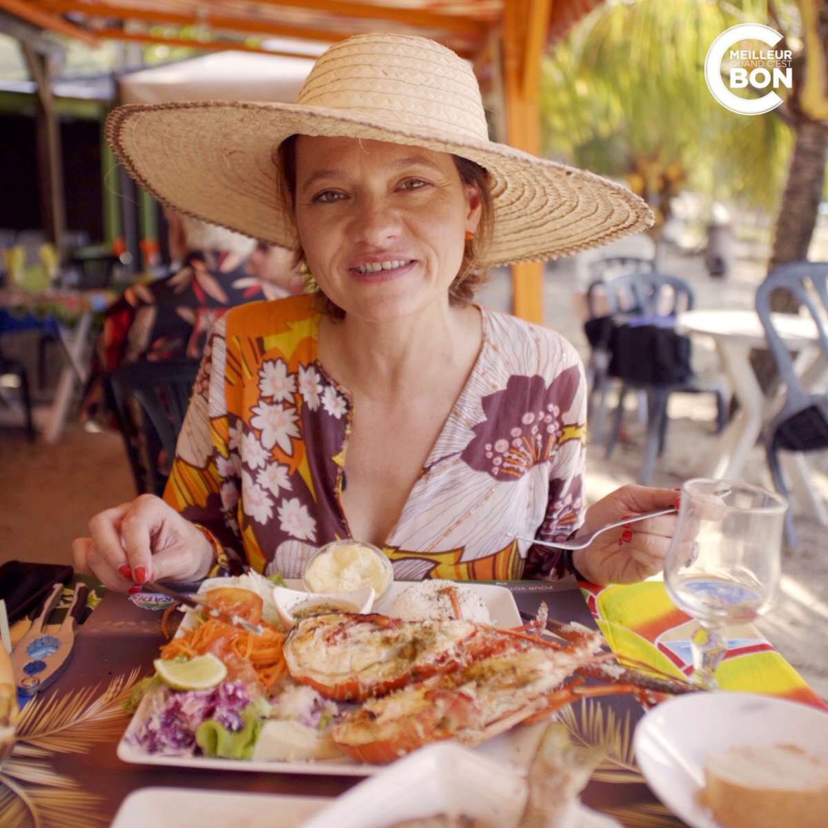 [Redif]Emmanuelle Jary #cestmeilleurquandcestbon , critique gastronomique à la bonne franquette 🍽

👉 Rencontre sans filtre avec celle qui révolutionne l’art de raconter la bouffe, bien loin des dérives toujours plus sophistiquées de la cuisine cathodique stripfood.fr/?p=6249