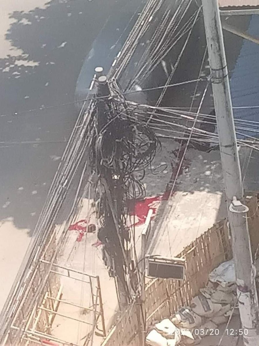 TW // Blood
📍#KyaukMyaung , #Tamwe under serious oppression of military terrorists. Currently one shot in head. #WhatsHappeningInMyanmar #Mar20Coup