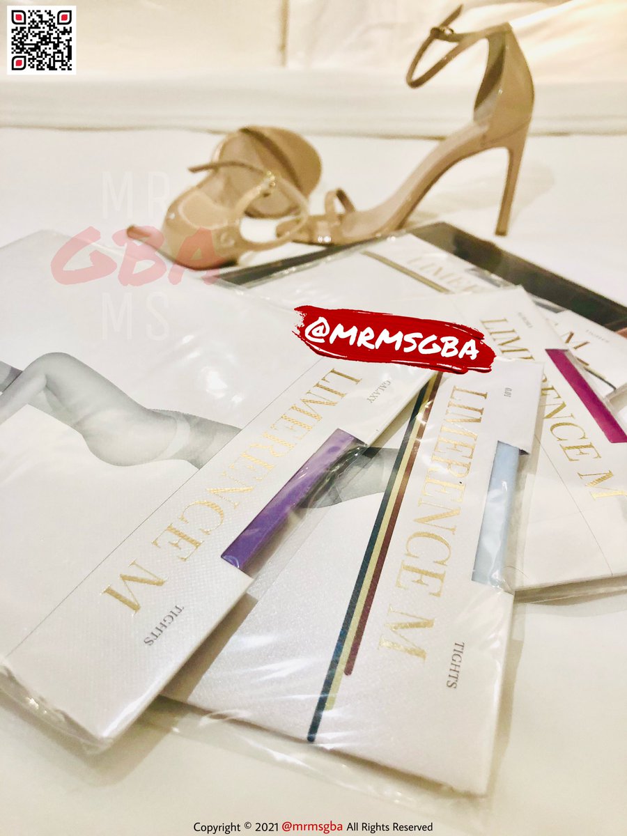 【👰🏻】
先拍哪双？“极光”、“0.01”、“星辰”、还是圣诞款？

袜品：@limerencem  @Dream_QY

#limerencem #徕觅 #丝袜 #足控  #美腿  #足交 #恋足 #肉丝 #裸足 #玉足 #恋足 #高跟鞋 #黑丝 #白丝 #网袜 #脚底 #足控 #榨精 #原味 #美脚 #脚趾 #腿控 #丝足 https://t.co/hNJLfYEv0n