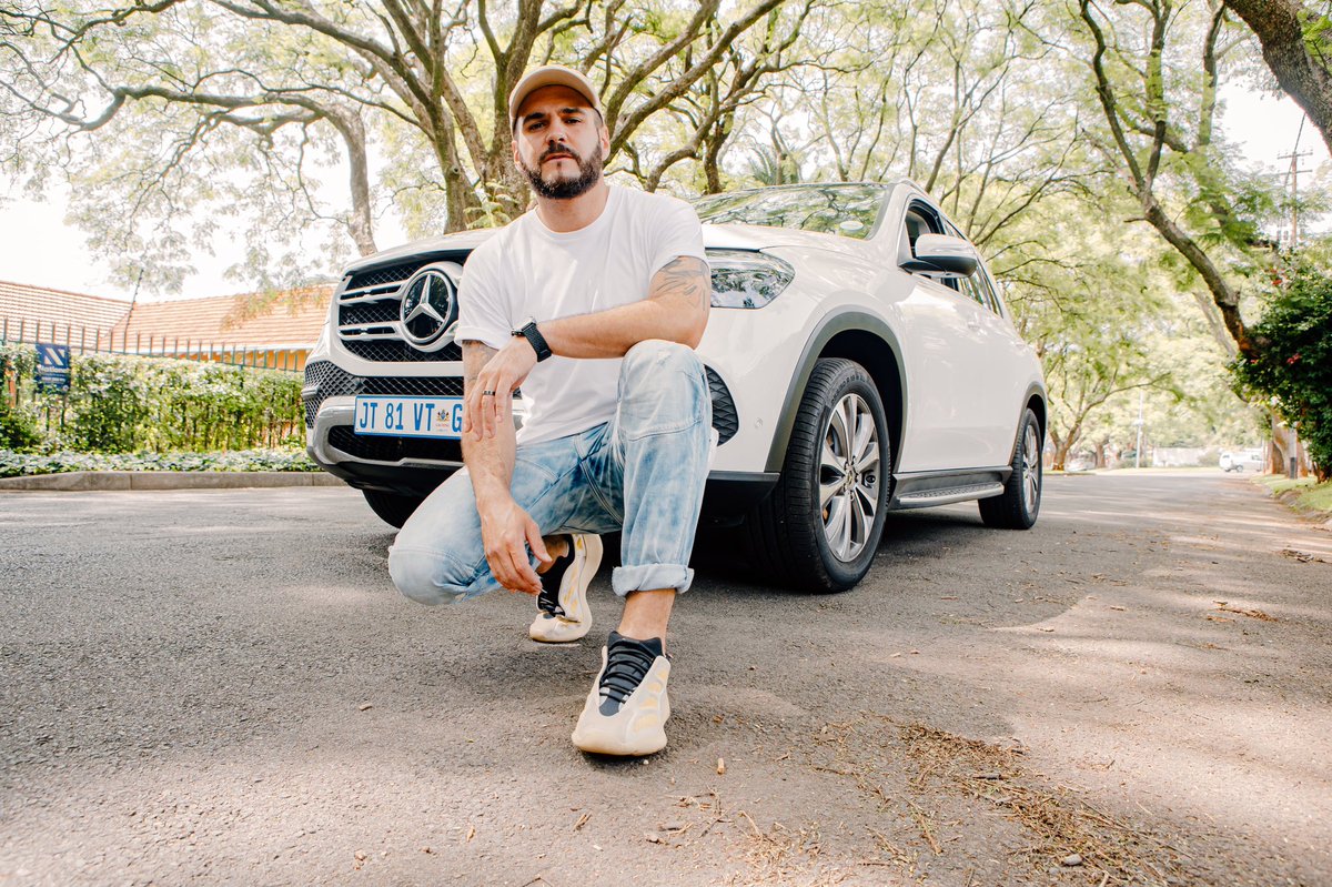 I wanna know your FAVOURITE COFFEE SPOT in your hood!! Got something I’m working on 😍 Reply to this tweet ... 🙏 @MercedesBenz_SA #MBAmbassador #SponsoredByMercedesBenz