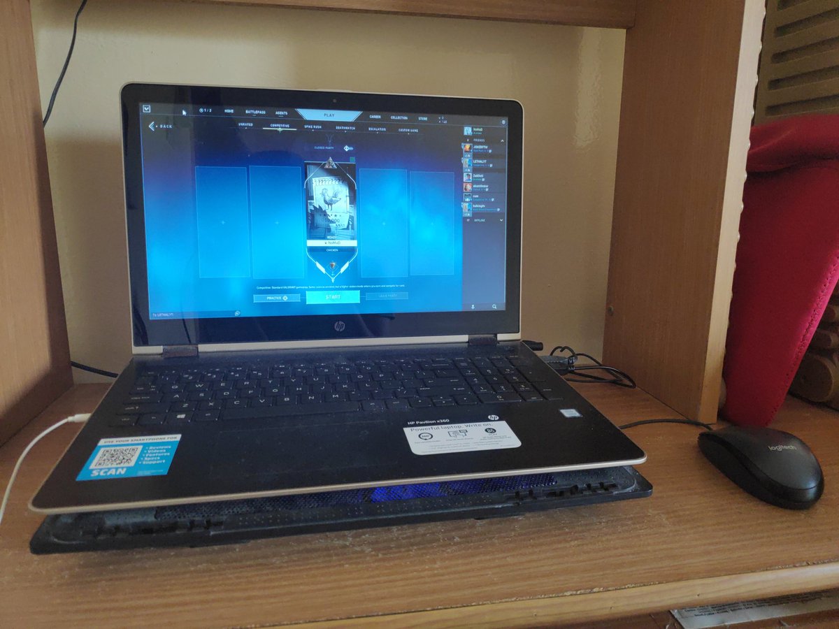 AdnanQu37004332's tweet image. I5-4th gen
Intel hd graphics 4000
4gb ram
500gb ssd
#notapc 😂😂