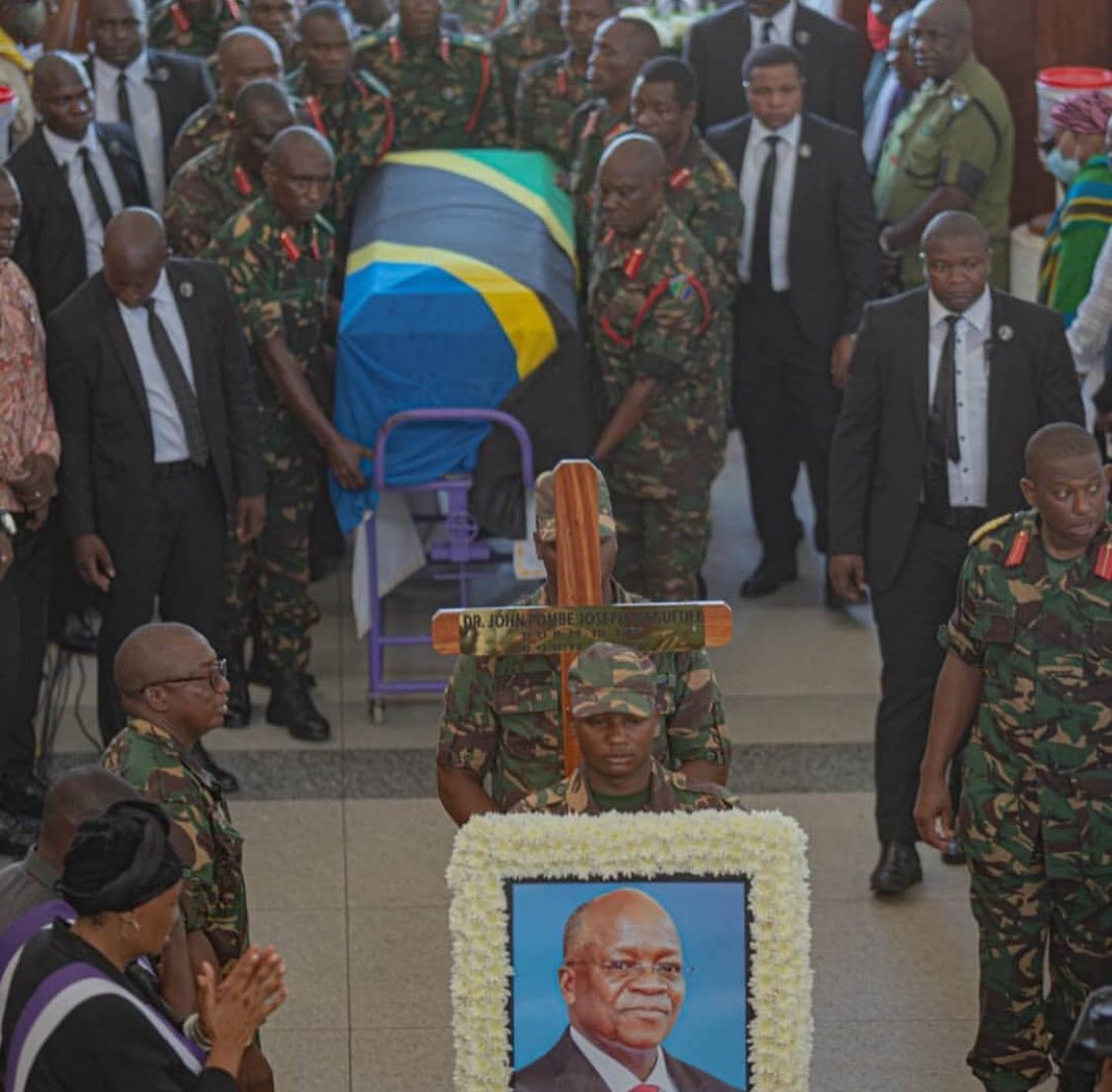 FarajaDTv's tweet photo. The late President John Pombe Magufulu's body for requiem mass at St Peter's Catholic Church Dar es Salaam. His body will be laid to rest on March 26th at his ancestral home in Geita region.
#ripmagfuli
#FarajaDtvupdates
Courtsey photos https://t.co/sXgSsT9swR