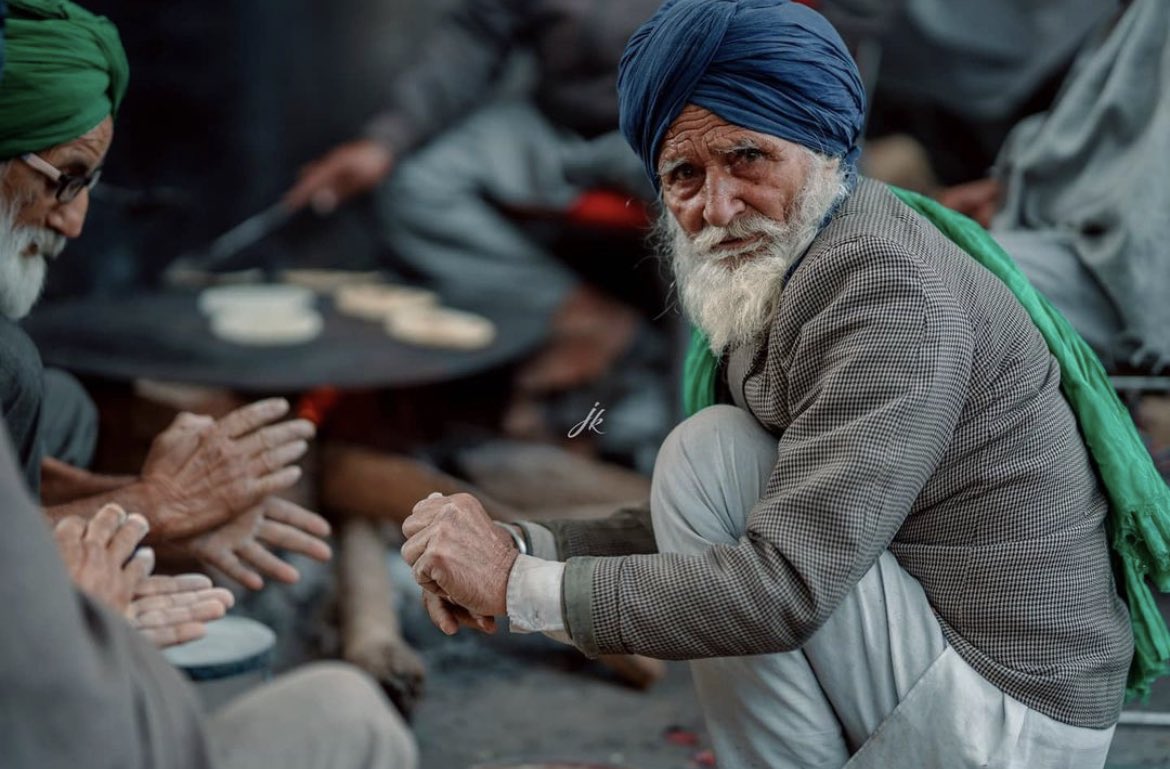ChitraSarwara's tweet photo. किसानों को जुमला नहीं एमएसपी दो, भीख नहीं उनका हक़ दो।
#MyFarmer_MyPride
@HansrajMeena https://t.co/pg8IsQ2SNE