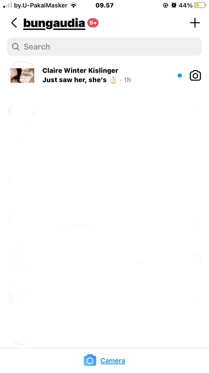 shopbybun's tweet photo. i asked, one of taylor’s friends, Claire Winter if she knew where meredith was, and she kindly replied that she just saw her and mer is 👌🏻 MEREDITH IS ALIVE https://t.co/WSXAIVXy31