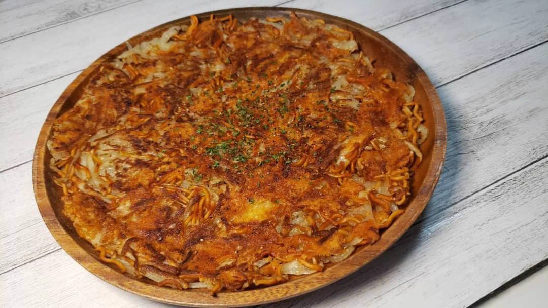 あの食材を入れることでザクザクの食感に？！おやつにもぴったりなチーズガレットの作り方！