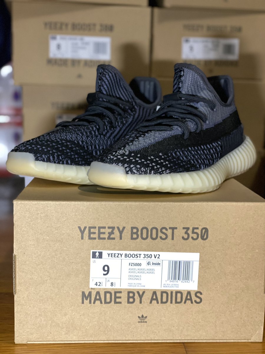 SwaveyMike_'s tweet photo. Yeezy 350 v2 carbon 
Size 9
DS!
DM TO BUY ✅

https://t.co/aWhksOe2iR https://t.co/kf4r1cy95H