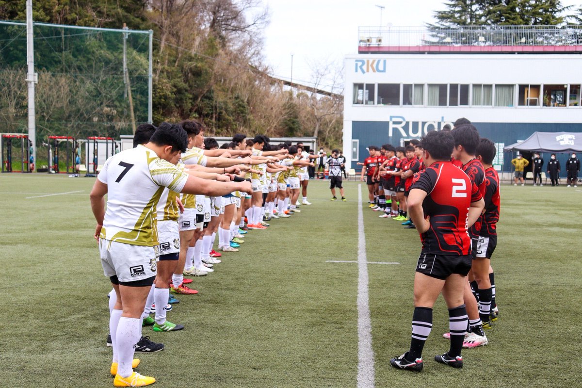 rkuteam's tweet photo. 【3月20日】
昨日の卒部試合、そして今日の卒業式をもって4年生が卒業します。

それぞれの道に進んでも頑張ってください❗️
RKUは皆さんのことを応援しています👊
いつでも帰ってきてください！

最後になりますが4年生の皆さん本当にお疲れ様でした‼️
これからのRKUは任せてください😤
#rku
#流経 https://t.co/rVw0i7ZWrO