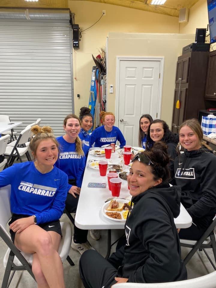 vernoncollegesb's tweet photo. Big THANK YOU to the Longo family for opening their home and providing a great meal to our team this evening! ALWAYS A FAMILY! 

#PLTF | #BTA | #getthatbonus https://t.co/PkQIRHzzV4