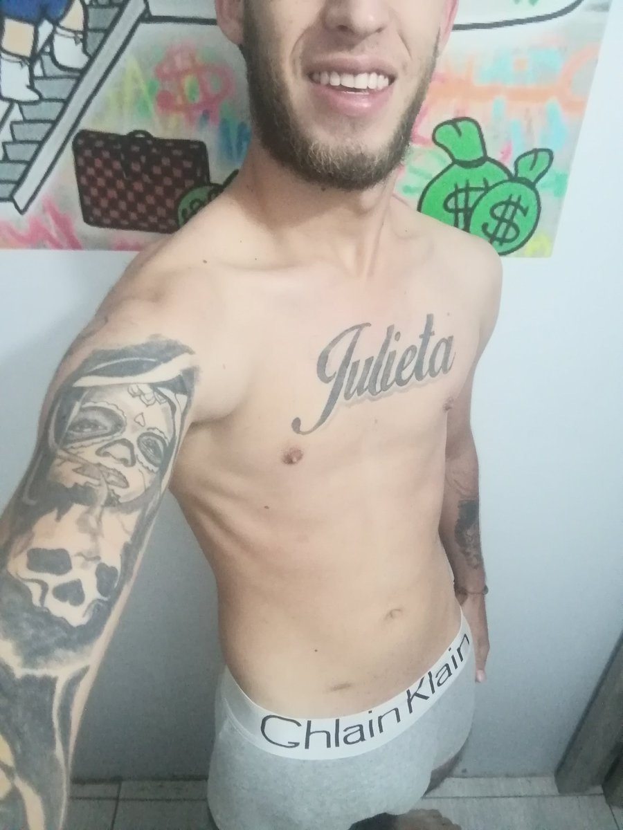 MussRick's tweet photo. Do not forget to go see my show, it will be shortly ... Hot hot hot🔥🔥🤤 https://t.co/4LCXVMyz9b