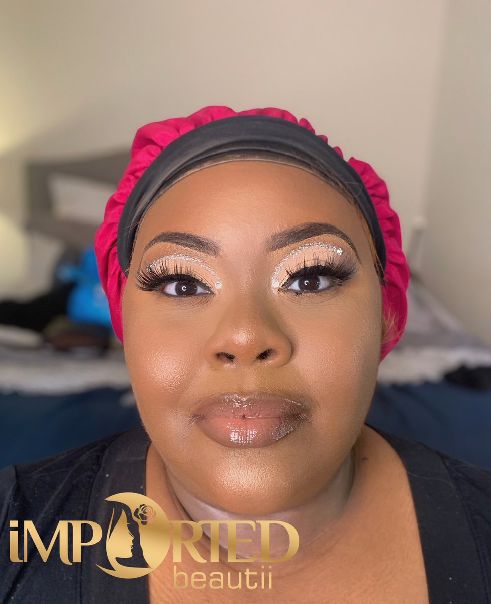 ImportedBeautii's tweet photo. Full Glam https://t.co/djDIgd31U6