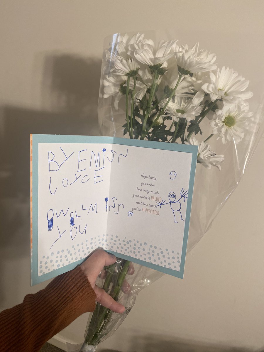 joyyyb_'s tweet photo. Gosh, today has been so emotional. I will truly never forget my first group of kiddos. This student teaching placement has taught me so much. I’m so thankful for my mentor and all of the sweet littles. They have made the biggest impact on me. 💛 https://t.co/2EwsaxtCab