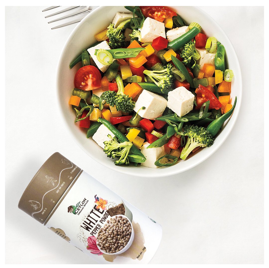 ceylonorgspices's tweet photo. Sprinkle some organic White Pepper from @ceylonorganicspices on your vegan salads for a vibrant and satisfying flavour. 🥗 https://t.co/VJOF48x0NI