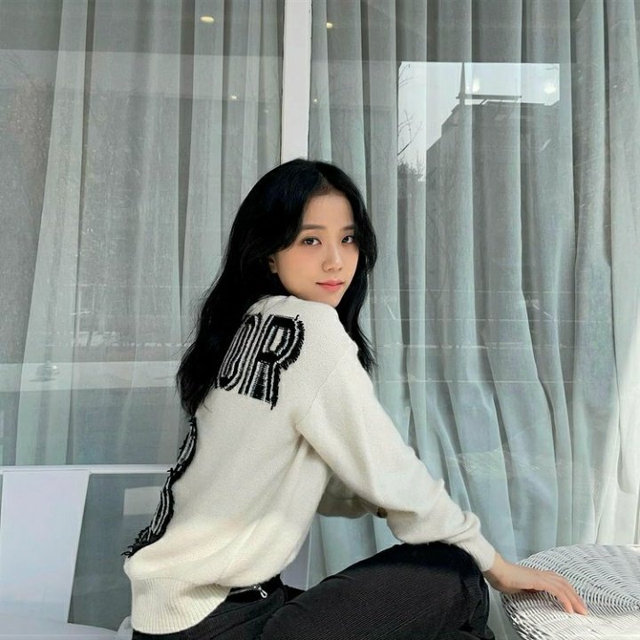 boss_Jenini's tweet photo. Jisoo için şu taglara katılın ot4 gerekeni yap lütfen
FOREVER WITH JISOO #StandForJISOO https://t.co/8OMr428YI0