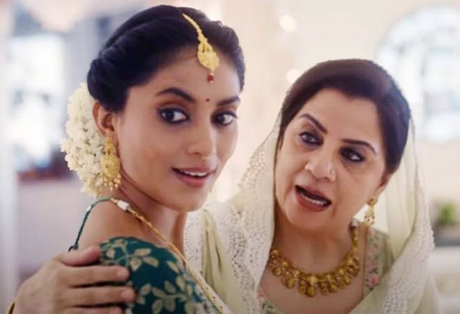 krishnpria's tweet photo. उधर मत देखो उधर तौफीक मिया Cheenu के साथ personal कर रहे है ।।
#SorrySheru #SorryCheeno https://t.co/BNaAWy9Sp9