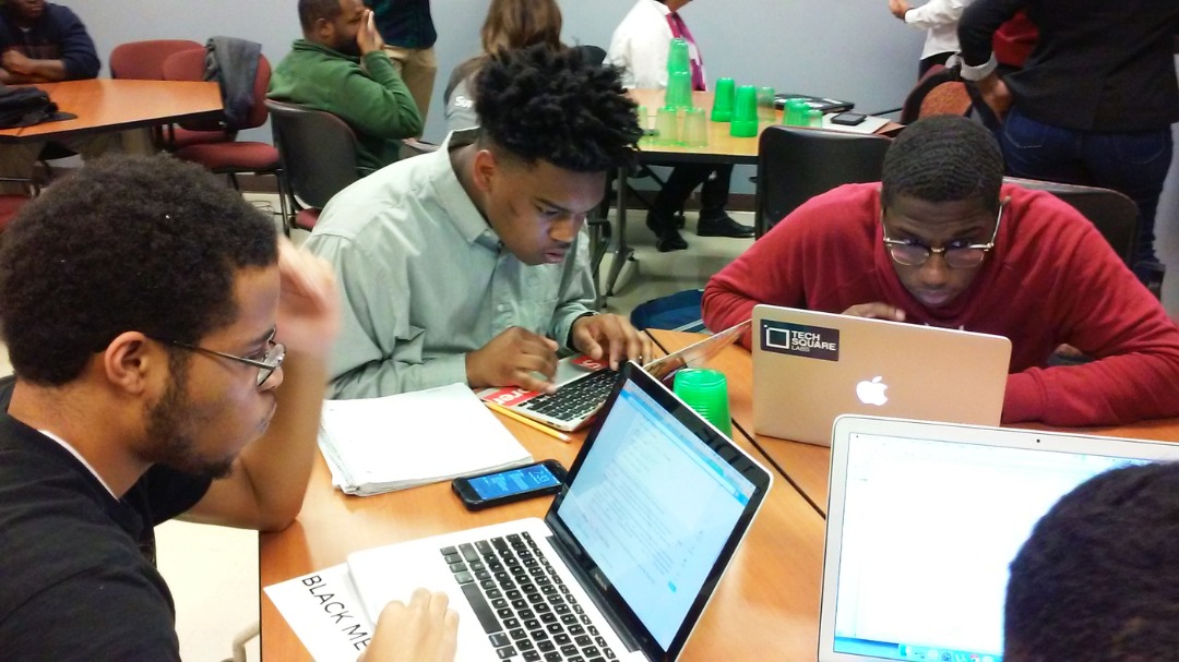 1/2 Are you a young #Zimbabwean innovator or start up? We're looking for sustainable, disruptive &amp; innovative projects for #Zimbabwe’s Tourism Sector. Selected projects will take part in a mentorship &amp; incubation programme with industry leaders.
#TourismInnovation
#YouthInTourism