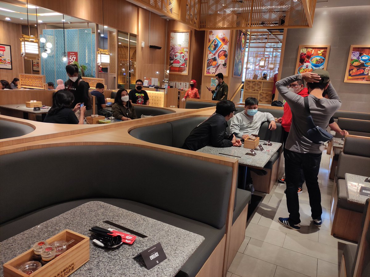 Pada hari ini, akan diadakan prosesi pembubaran J-Affiliation dan afterparty project #TeamJSupernova bersama seluruh tim, para donatur silverpack, goldpack dan media partner 😋