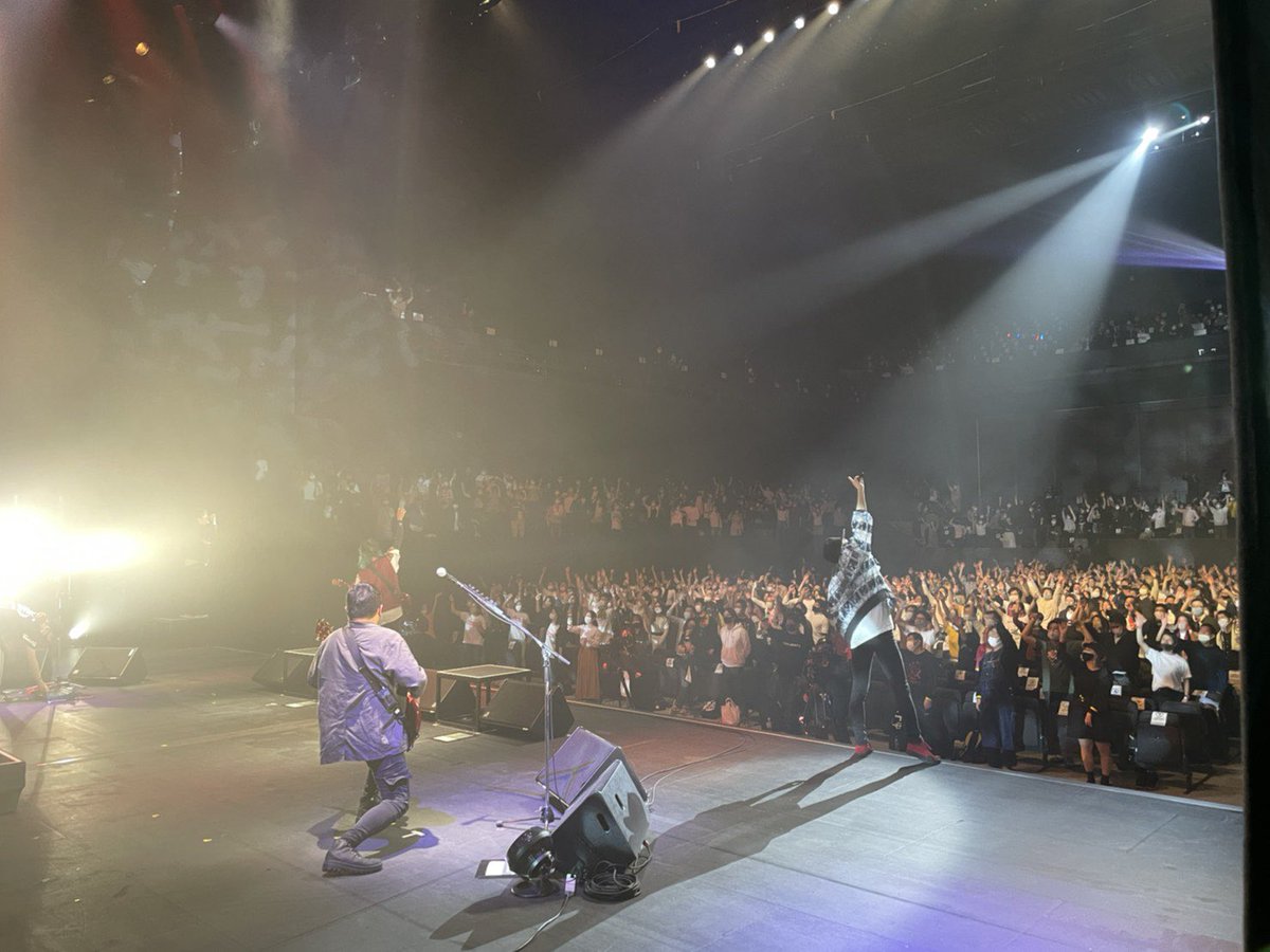 TAKE_FLOW's tweet photo. どーも
#カルデラソニック
#CALDERASONIC
やっぱりライヴは演者とお客さんのコミュニケーションで想像を超えて到達できる感情がありますね
出演者の皆さん
この場を作ってくれたスタッフさん
配信で目撃してくれたあなた
そして現場で一緒にライヴを作ってくれた一人一人にありがとうございました✨ https://t.co/DQjF89lgNm