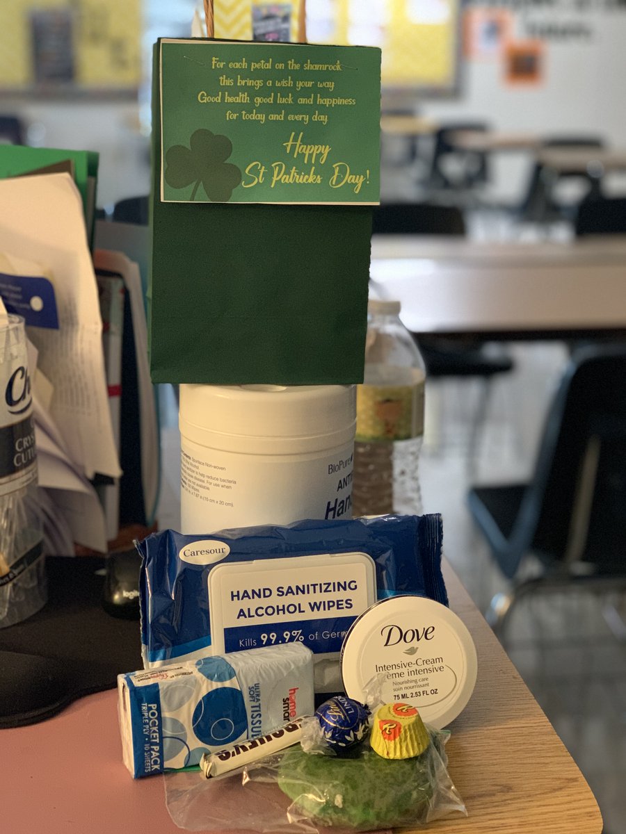 oliver_wc's tweet photo. Our Sunshine Committee celebrated us on St. Patrick's Day @CampCreekMiddle https://t.co/gMMD9ueZdO