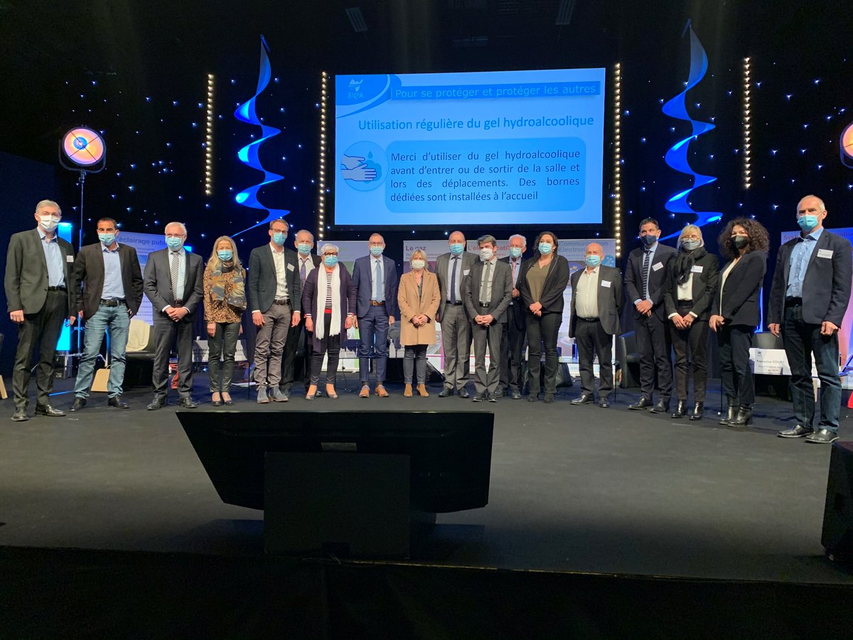 SIEA_01's tweet image. 📣 Fin de notre #assemblée #générale - Merci à toutes et tous.

Notamment :
▶ @bouyguestelecom rejoint le réseau public @Liain01, 
▶ Vote des #budgets 2021.

👉 Communiqué de presse et présentation : siea.fr

@StefanyDouillet 
@waltermartin01