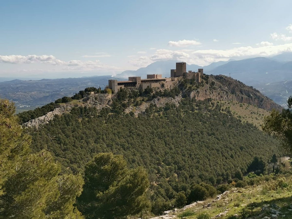 mdavilavm's tweet photo. La madrugada aún es fresca, pero la primavera ya está asomando en el aire y en la naturaleza por los contornos de #Jaén. Condiciones perfectas para piernas, ojos y mente. #PiesPaQueOsQuiero #PuesPaEstasCosicas #SillyWalks #19kmdedisfrute #CordelJabalcuz #Reguchillo #Neveral https://t.co/Vsm3iAObn3