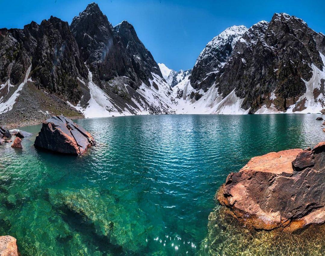 ProudOfPakistan's tweet photo. Spinkhur Lake- Pakistan ๐ต๐ฐ
#PrideofPakistan
#BeautifulPakistan #NaturalPakistan https://t.co/Ju33XICg24