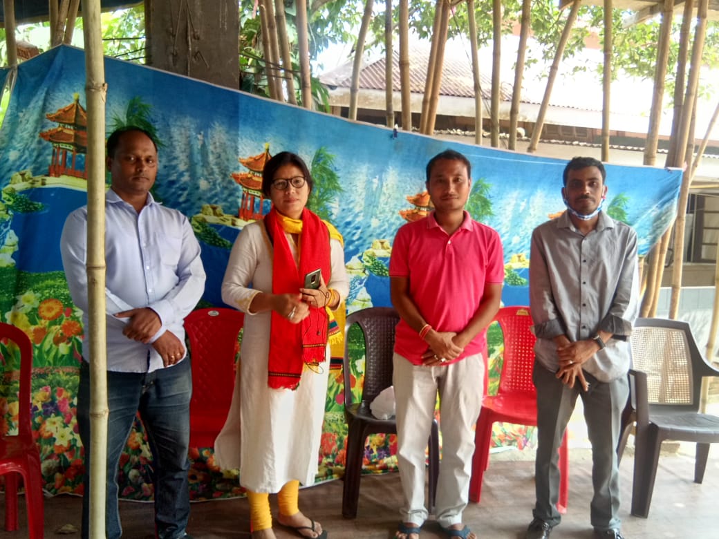GorlosaNandita's tweet photo. Today I was visited and felicitated by the members of OBC Morcha and the members of Mahila Group from Longku, Dima Hasao. I am overwhelmed with happiness in the support shown to me in the discussion that followed the felicitation... https://t.co/GUekLkE84h