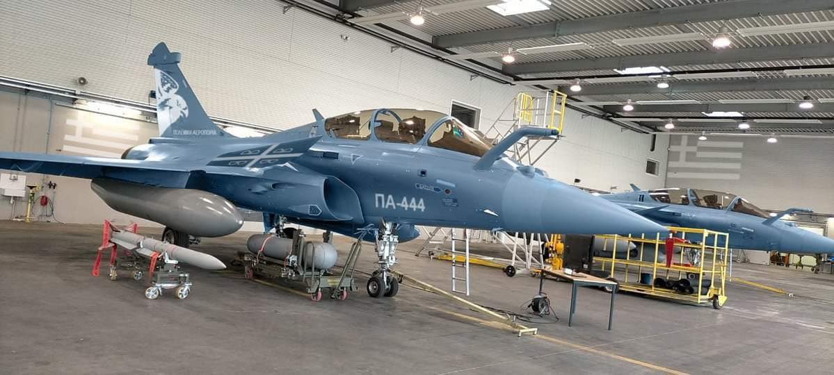 The Dead District on Twitter: &quot;The first Dassault Rafale fighter in the  color of the Greek Air Force. Greece bought 18 Rafales. #ΠολεμικήΑεροπορία  #HAF #ΠΑ #Rafale https://t.co/HVNJwX7d53… https://t.co/hDLSkkFUe3&quot;