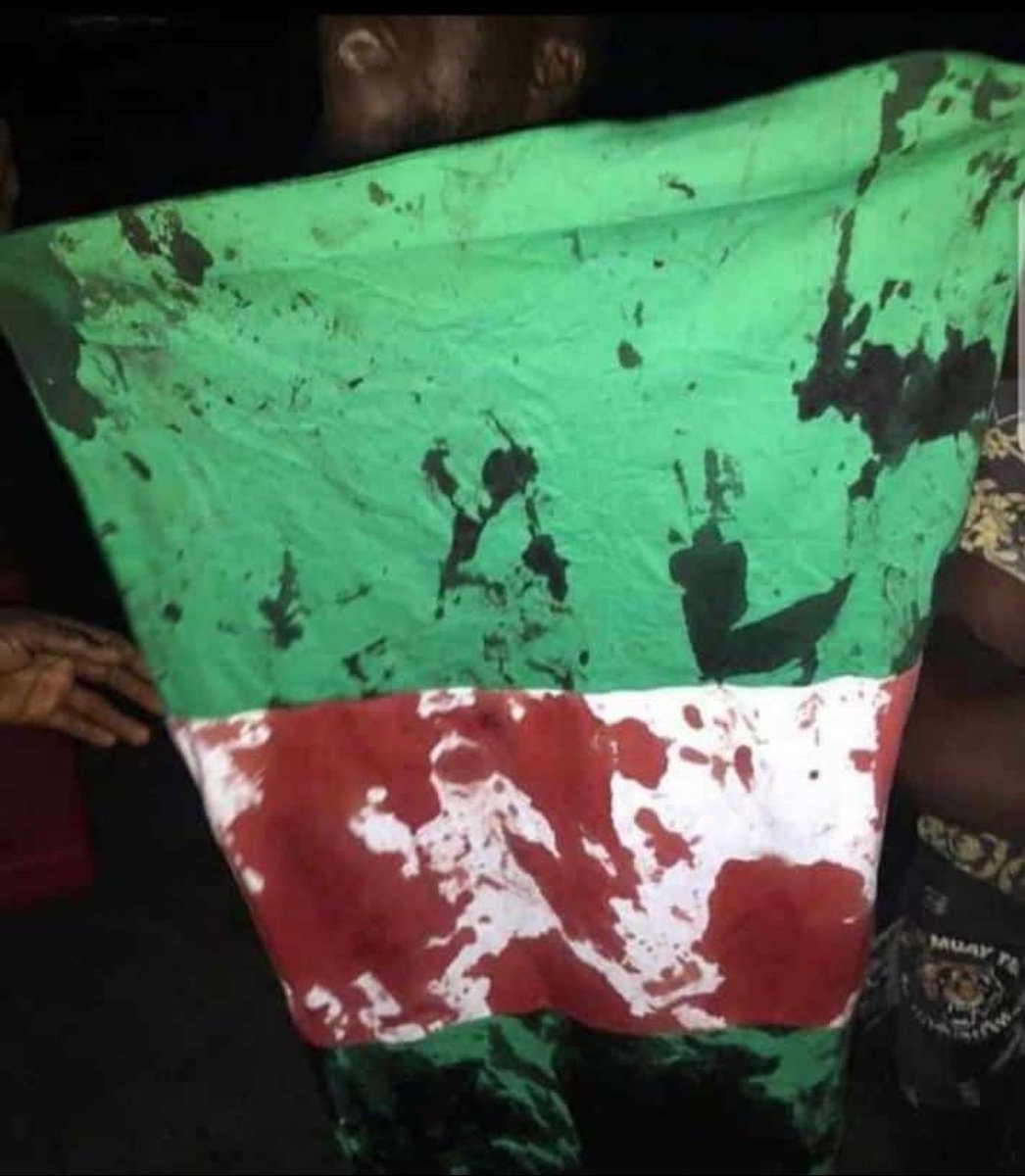 iam_cyfa's tweet image. Exactly 5months today 🥲
They are yet to tell us who ordered the shootings at lekki toll gate 
Never forget!!
Rip to our hero&apos;s. 🌹🕊
#LekkiMassacre