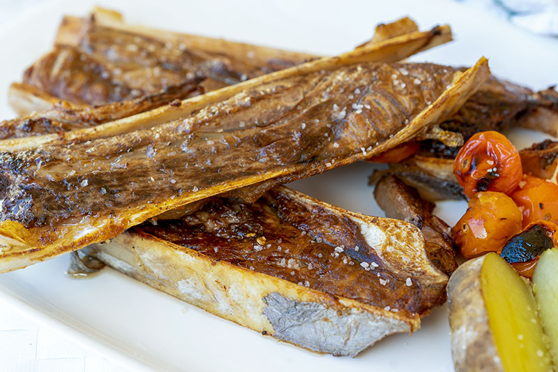 Atuneate's tweet image. Chuleta de Mar, un corte del atún rojo perfecto para elaborar a la brasa, aunque también puede utilizarse a la plancha y en guisos.  Te contamos todos los detalles aquí 
cutt.ly/nxo7sA8
#atunrojo #atun #chef #bluefintuna #atuneando