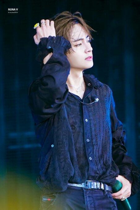 BTSMembers7's tweet image. #taehyung #V #BTS #BANGTAN