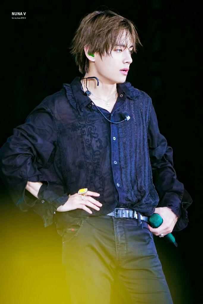 BTSMembers7's tweet image. #taehyung #V #BTS #BANGTAN