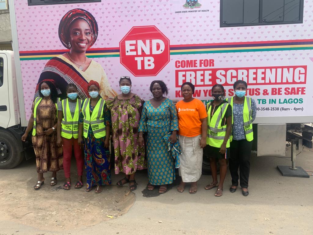 Mamateeonly's tweet photo. While fighting the corona virus disease with vaccines that are safe and free, let's not forget to fight and eradicate other scourges that ravages the community as well. 
Let's fight tuberculosis
#UNICEF
#LSMOH
#LSPHCB
#MUSHINLGA
#FIGHTTBSCOURGE https://t.co/GZXTnwbO6I