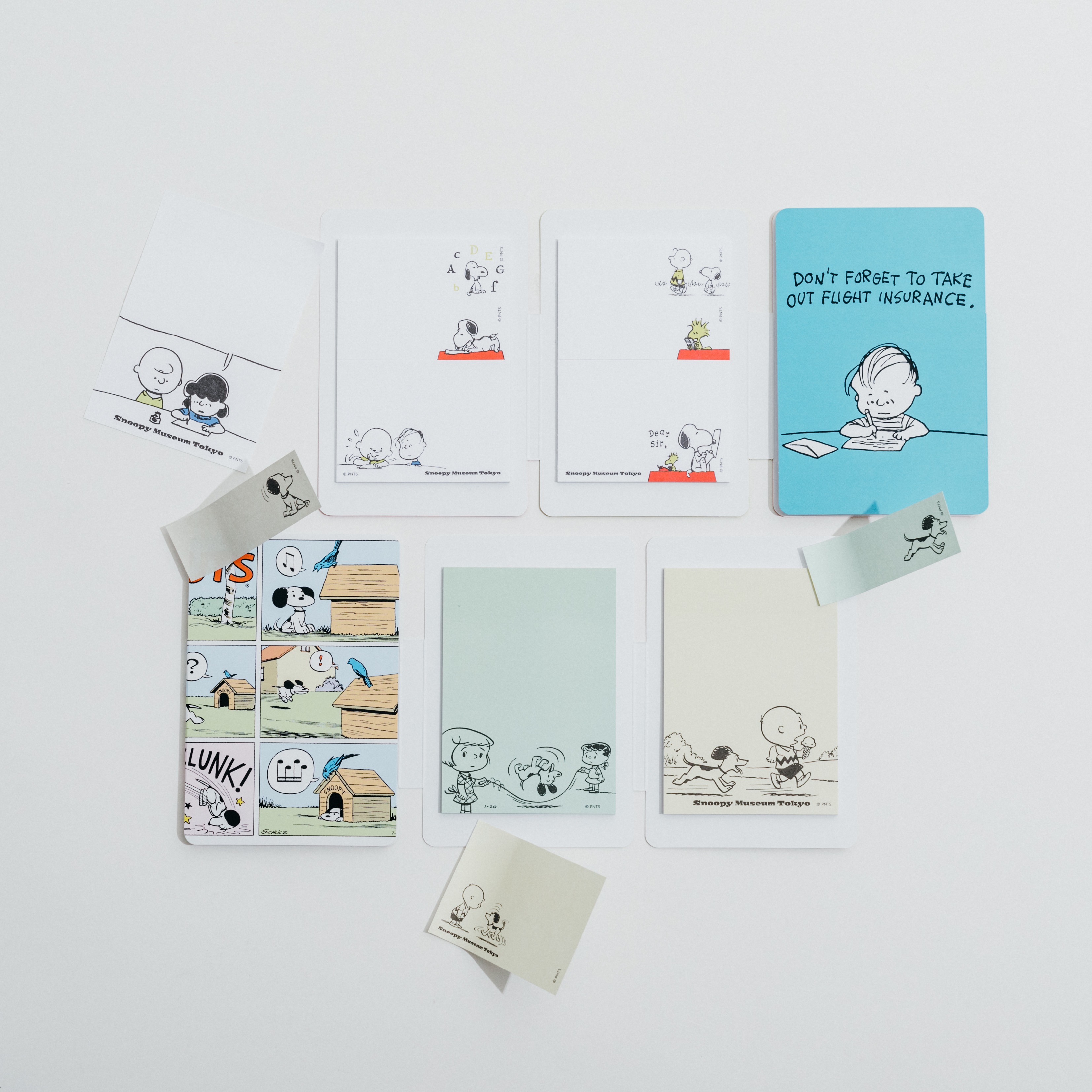 Snoopy Museum Tokyo ブラウンズストアより おすすめアイテム 大小の付箋が8種類入ったセットです 付箋ごとにデザインが違い ちょっとしたお手紙にもおすすめです 付箋セット 各660円 税込 こちらはスヌーピーミュージアム オンラインでも