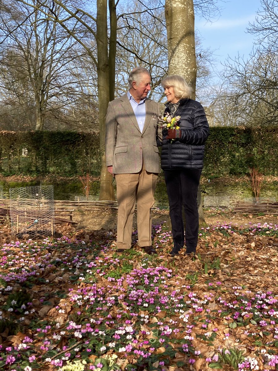 Wishing you a happy and healthy first day of Spring. 💐
 
📷 The Prince of Wales and The Duchess of Cornwall in the garden at Highgrove. 
 
#SpringEquinox