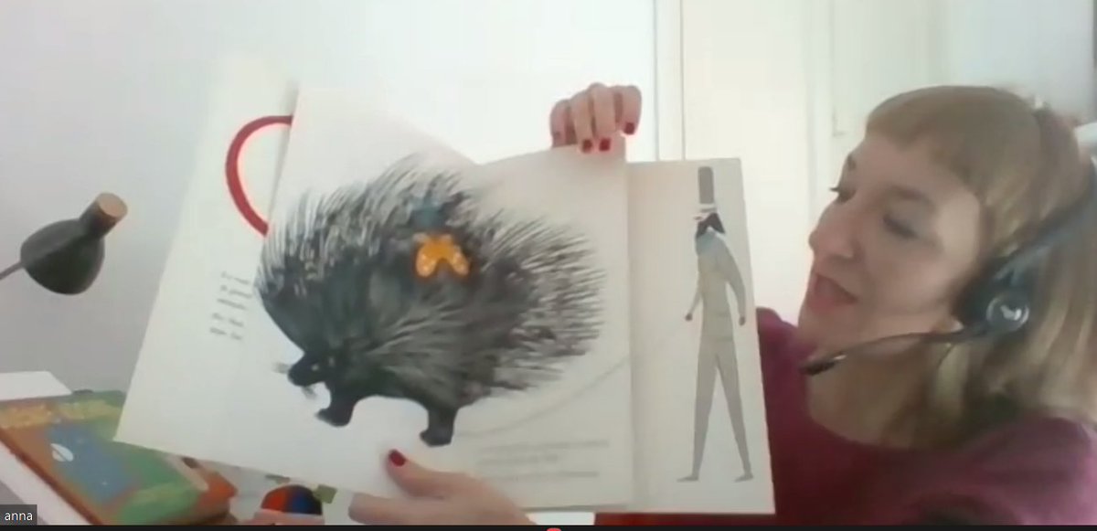 Parlem amb @Annitaflickiflo sobre les obres i històries de Bruno Munari, sobre la importància de la #LiteraturaInfantil; la descoberta, l'exploració, el #joc i la sorpresa; l'educació del gest expert per a conèixer la realitat o la importància de la materialitat de la pàgina.