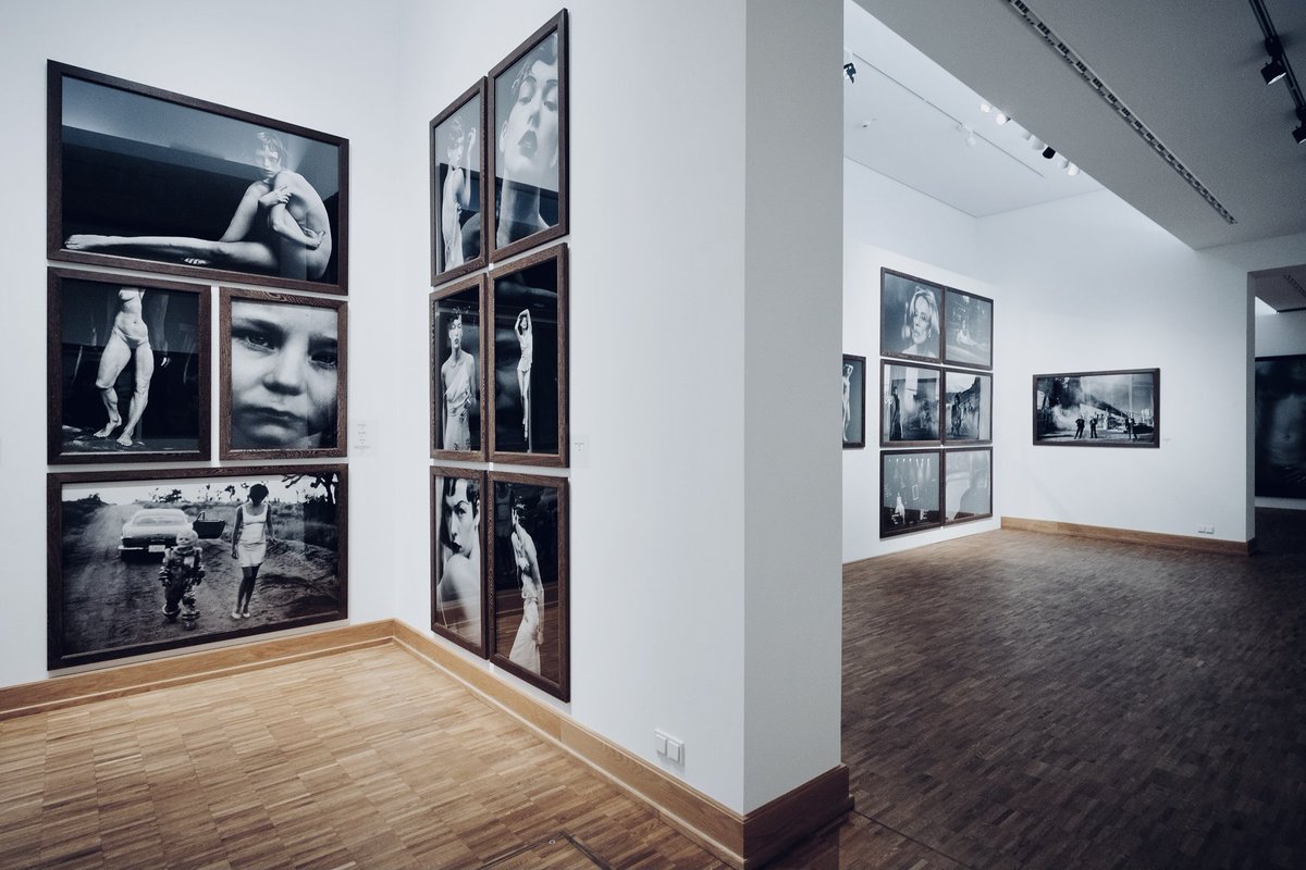 peterlindbergh's tweet photo. #LindberghExhibitions
PETER LINDBERGH. UNTOLD STORIES
Hessisches Landesmuseum Darmstadt (Germany)
Until 18 April 2021
https://t.co/jEYPV3hCFP
-
#LindberghUntoldStories #HLMD #hessischeslandesmuseum #Darmstadt #TASCHEN https://t.co/2yMxYj4n6i