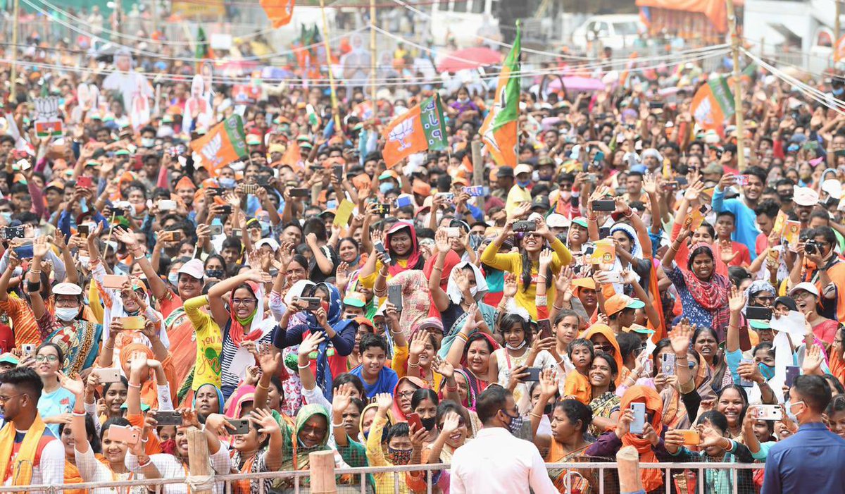 BJP4India's tweet photo. Pictures of PM Shri @narendramodi's massive rally in Kharagpur, West Bengal.

#ModirSatheiAsolPoriborton https://t.co/gazYXtxbUA