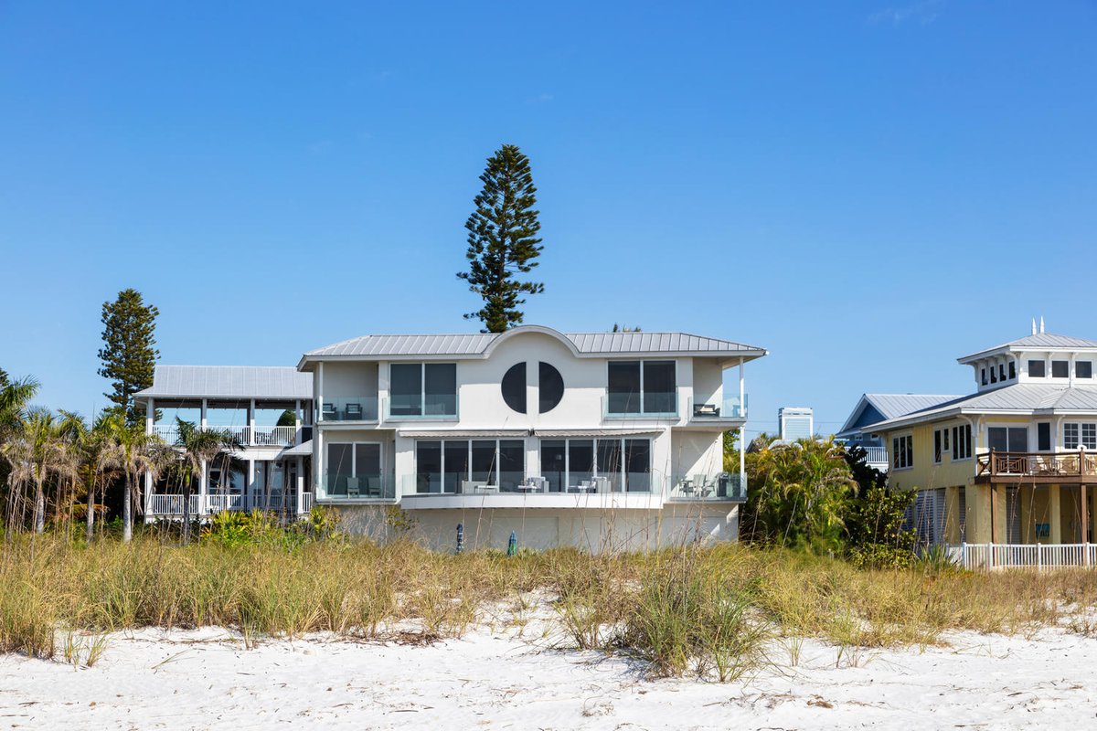 StephChurchRE's tweet photo. Pending in Anna Maria!  Seeking your own beachfront retreat? Call 941-724-5448
.
.
.
#waterfront #GulfofMexico #AnnaMariaIsland #beach #saltlife #realestate #ChurchSisters #homerocks #ColdwellBanker #luxury #lifestyle #vacation https://t.co/9A5e6aMh4I