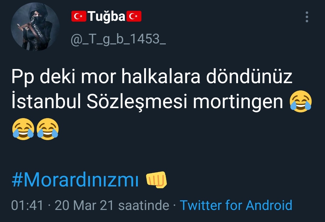 futbol maçı izliyo sanki aq malı ya... izmir işgal edilse aldınız mı aq izmirlileri bu da size girsin diye twit atacaklar