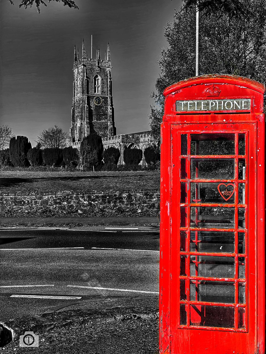 photodgraphy's tweet photo. Good Old Telephone box (I Love You) 📞

This was before voice mail, recorded phone messages you can't escape. Life was easier then. You just didn't pick up the phone.
#JoyceCarolOates

#telephonebooth #telephonebox #RedBox #redtelephonebox #broadcylst #Devon #isellprints #church https://t.co/Y8UhBJdIxJ