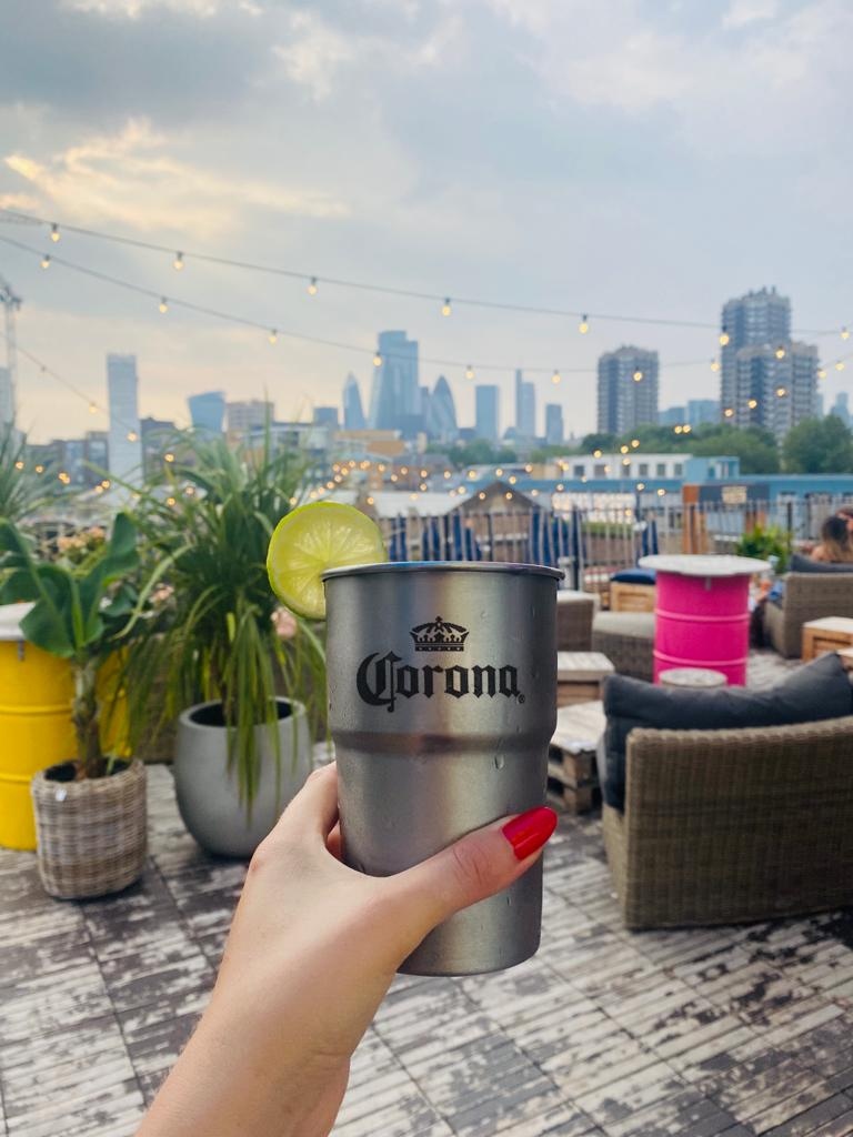 Our tropical beer terrace is also back in April! We teamed up with Mexican pale lager Corona to create cushioned seating areas and garden booths booths to book, where you can enjoy stunning views & pints of the icy-cold refreshing lager. #skylightlondon
