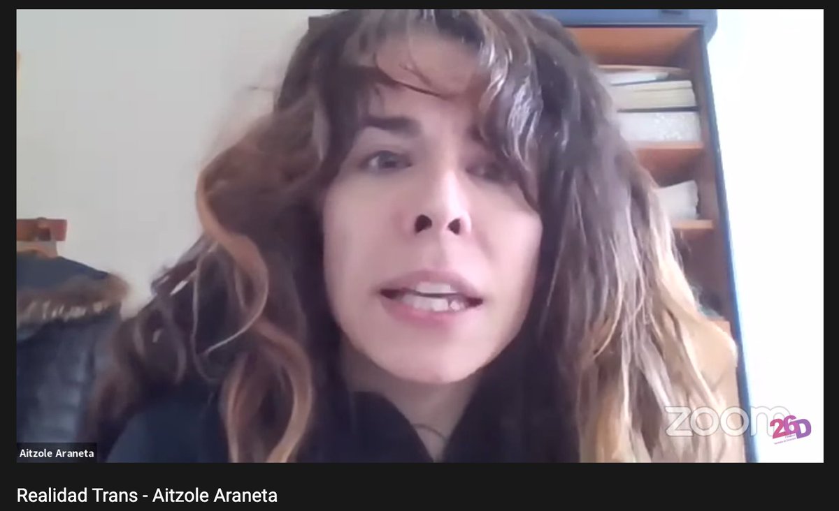 fundacion26D's tweet photo. Comenzamos #RealidadTrans con @AitzoleAraneta, que está hablando sobre la ley trans, los bulos que se están generando o el recorrido legislativo del texto. Únete aquí: 👉 https://t.co/Qlcl1SaoJO https://t.co/j0x4PwWZLl
