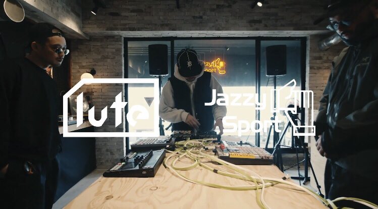 pay619's tweet photo. 《JAZZCATS》
lute × jazzy sportのスタジオライブ企画
Table Beats "BEAT SESSION" #1 
(Phennel Koliander × Ballhead × dhrma) 

撮影と編集担当しました！
是非ご���ください！

https://t.co/MixazuHuHS 

#EPISTROPH #tablebeatsjp #jazzysport https://t.co/uZEuVB51vl